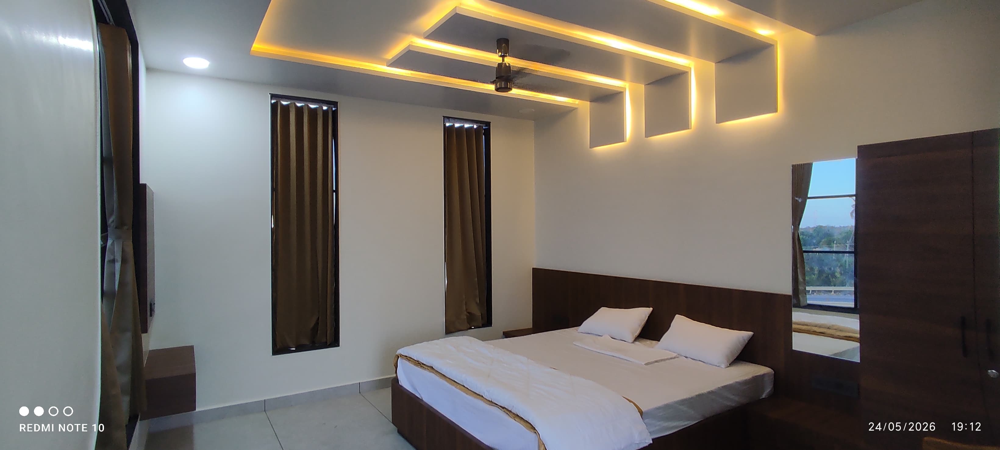 Deluxe Room Interior